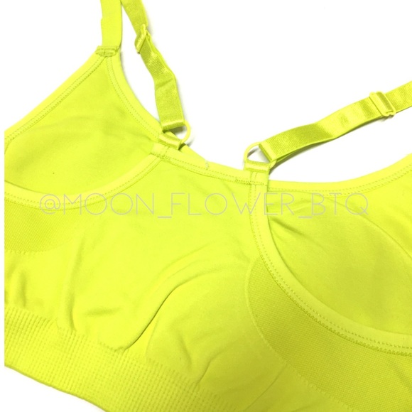 NikiBiki Neon Yellow Seamless Adjustable Strap Sports Bra - Picture 9 of 9